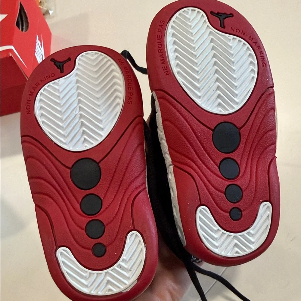 Nike Air Jordon Jumpman Pro Kids Black and Red Sneakers 5 - Picture 6 of 6